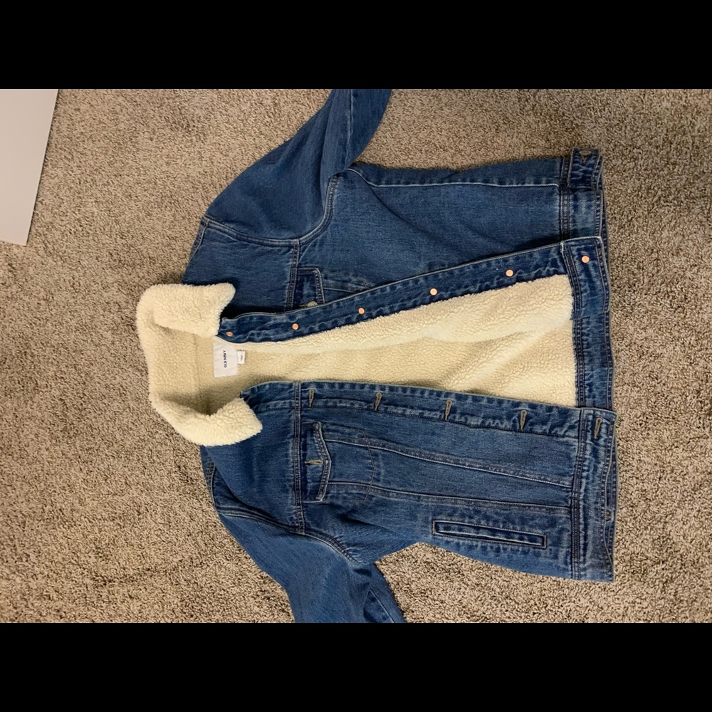 Jean jacket with fuzz